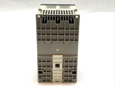 USED ALLEN-BRADLEY ALLEN BRADLEY 22A-D6P0N104 SER A POWERFLEX NO COVER