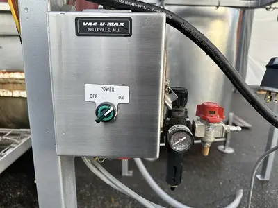 Vac-U-Max Vacuum Loader