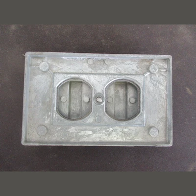 Red Dot Outlet cover