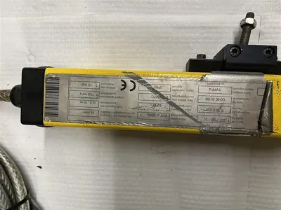 USED SICK FGSE750-11 + FGSS750-11