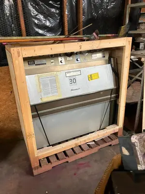 Used _UNKNOWN_ _UNKNOWN_ Artificial Climate Chambers Ohio US | Myron Bowling Auctioneers Inc #1504597