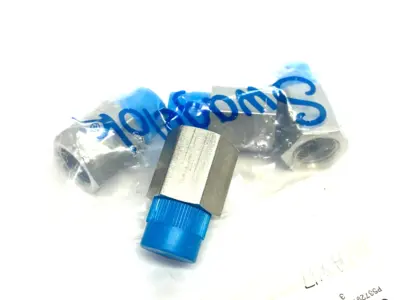NEW SWAGELOK STAINLESS STEEL PIPE ADAPTER FITTING 3/8" NPT M TO F