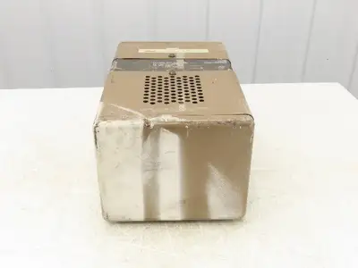 Sola 63-23-220-8 Mini/Micro Computer Power Supply Constant Volt Transformer 2KVA