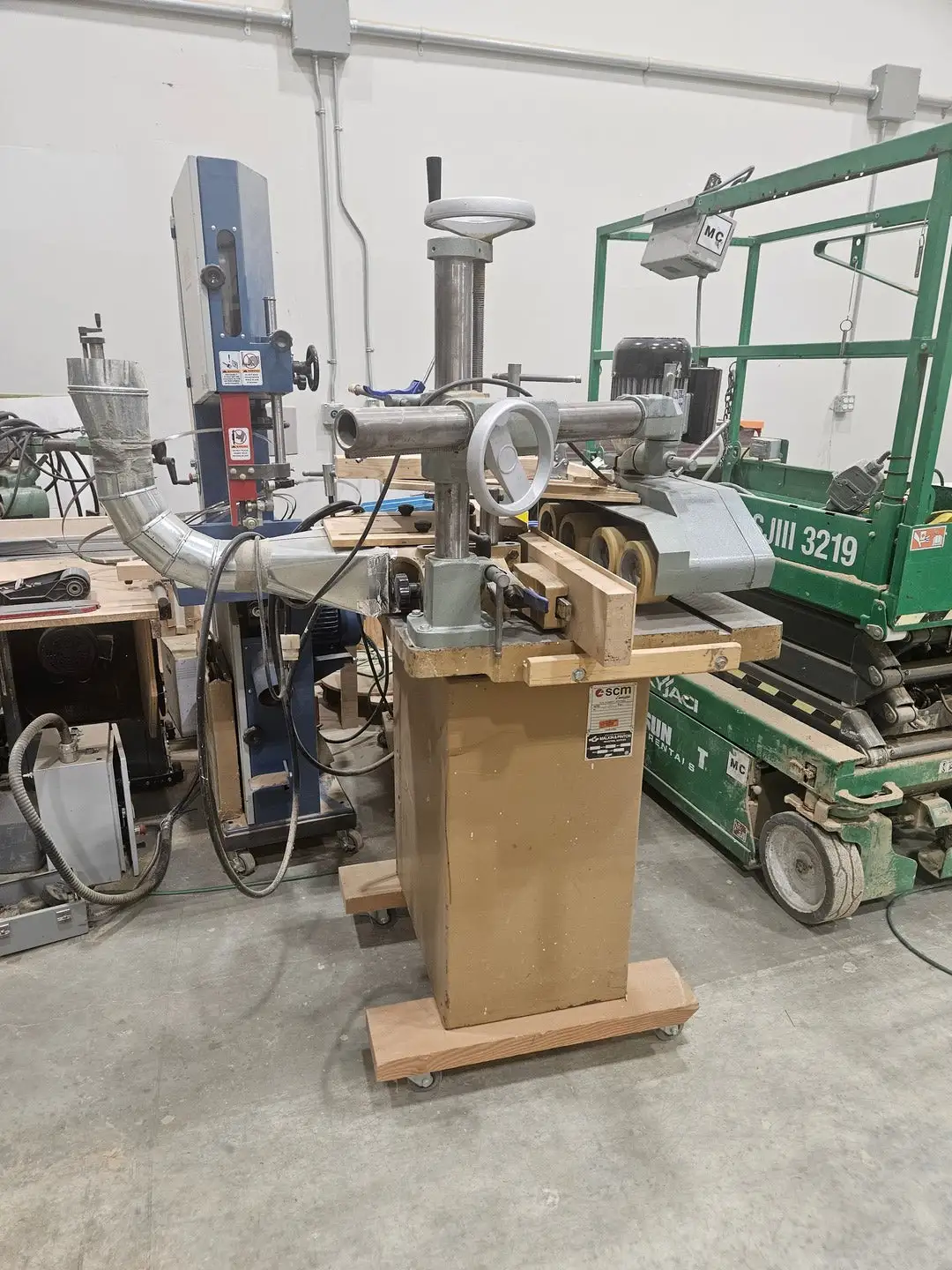 USED SCM T100