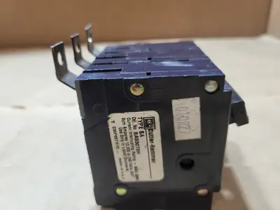 Used CUTLER-HAMMER BAB3070H Switchgears British Columbia CA | Lenmark #1438358