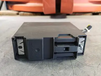 USED SIEMENS 6ES7 322-1HF10-0AA0