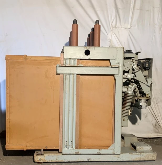 Used _UNKNOWN_ AM-13.8-500 Circuit Breakers Alabama US | Transamerican Equipment Company #702585