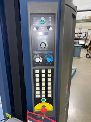 USED LANTECH Q-400XT