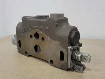 Hydraulic Valve Section 04F2N 8917JKLMN