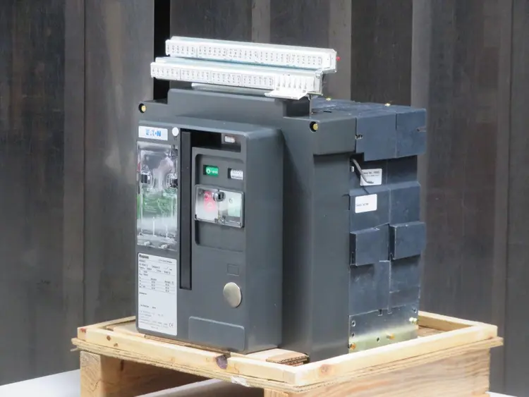 New | in-Stock EATON MWI625 MWI6253HEA Circuit Breakers Texas US | Aucto #1308522