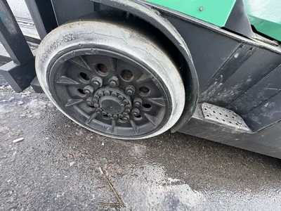 MITSUBISHI FGC70K FORKLIFTS | Platinum Group (10)