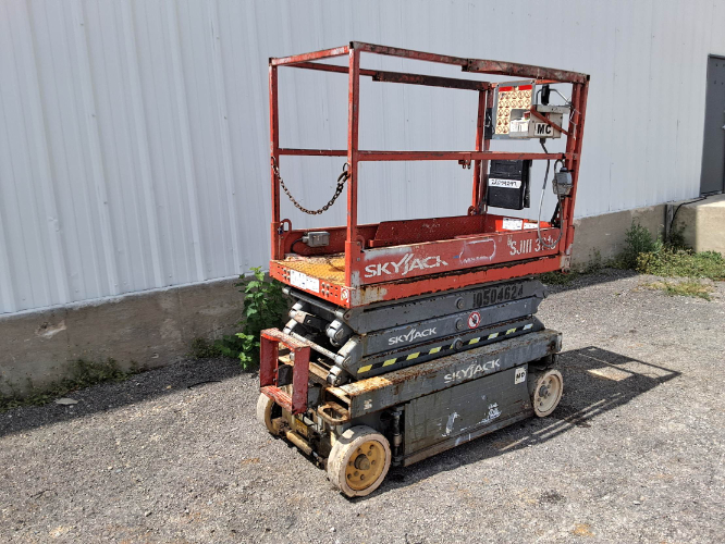 Used 2016 Skyjack SJ3219 Scissor Lifters Texas US | Stack Equipment #1331989