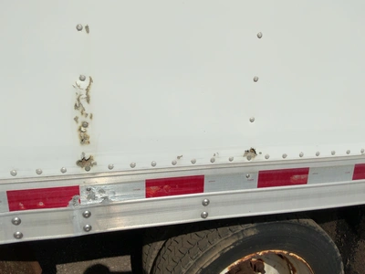 Used 2007 ISUZU 18' Box trucks Michigan US | Miedema Asset Management Group #1579183