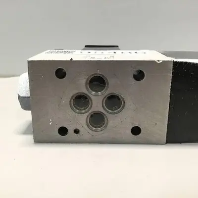 Used VICKERS DG4V32AMP7H750 Valves/Fittings Michigan US | Ideal Machinery #1250208