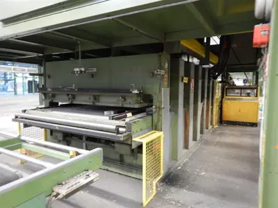 USED WEMHÖRNER VSF 600 TON SANDWICH PANELPRESS