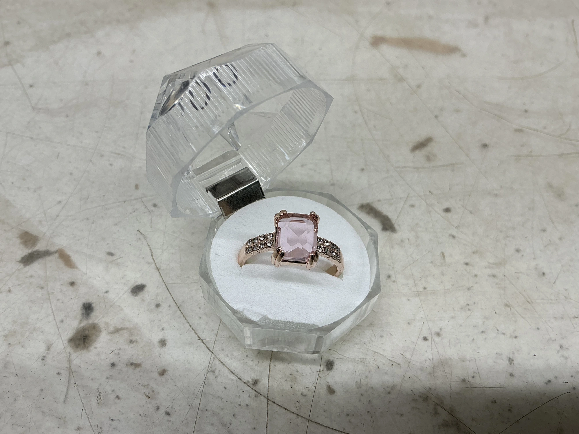 Used _UNKNOWN_ _UNKNOWN_ Jewelry & Gemstones Michigan US | Miedema Asset Management Group #1320066