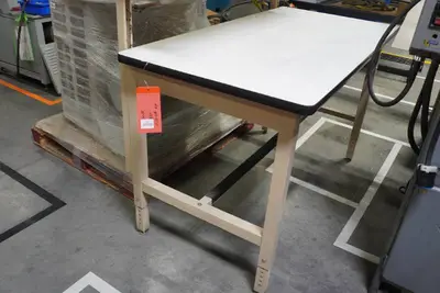 Heavy Duty Workstation with Shelves