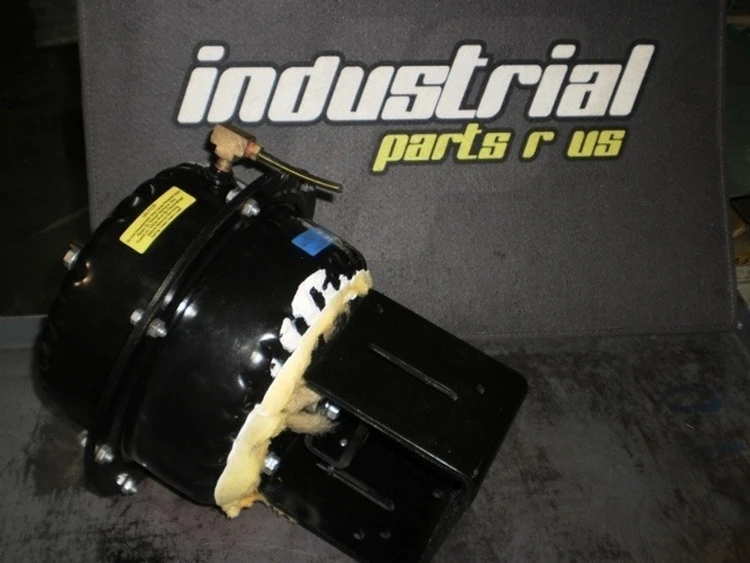 Used JOHNSON CONTROLS MP845E Solenoid Valves | Industrial Parts R Us Inc. #366001