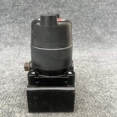 Used Micro Switch 64CX12-D01 Relays & Switches California US | Davliegogo LLC #1707013
