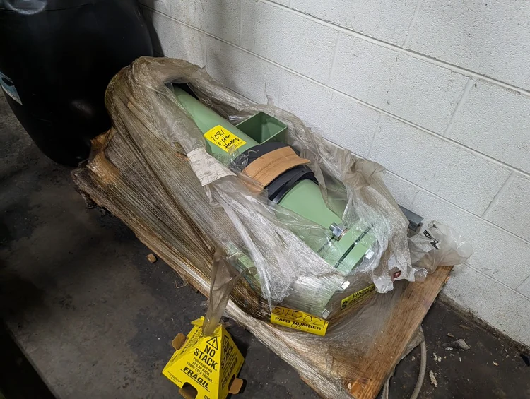 Used _UNKNOWN_ _UNKNOWN_ Air Compressor Parts Tennessee US | IRS Auction #1123683