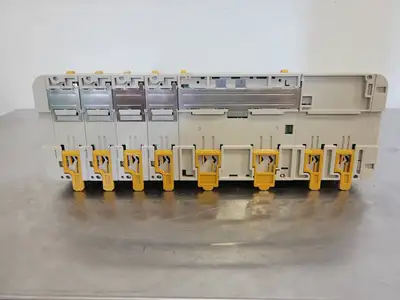 USED OMRON CQM1