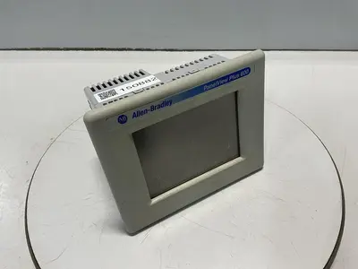 USED ALLEN BRADLEY 2711P-T6C20D