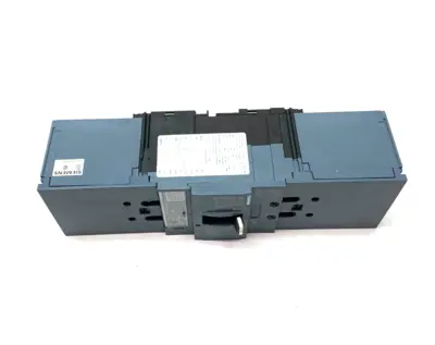 USED SIEMENS CIRCUIT BREAKER 3-POLE 125 BREAKING CAP.