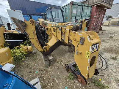 USED CATERPILLAR TH560B