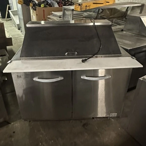 Used _UNKNOWN_ MVP Refrigerators | Grocery Equipment Sales #1065950