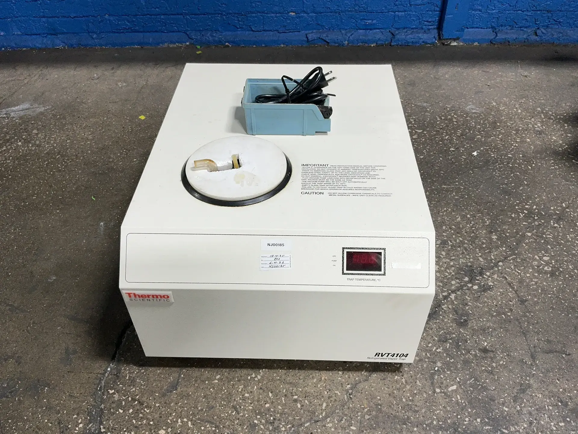 Used THERMO FISHER SCIENTIFIC RVT4104230 Lab Chillers Ohio US | HGR 24 #1280248