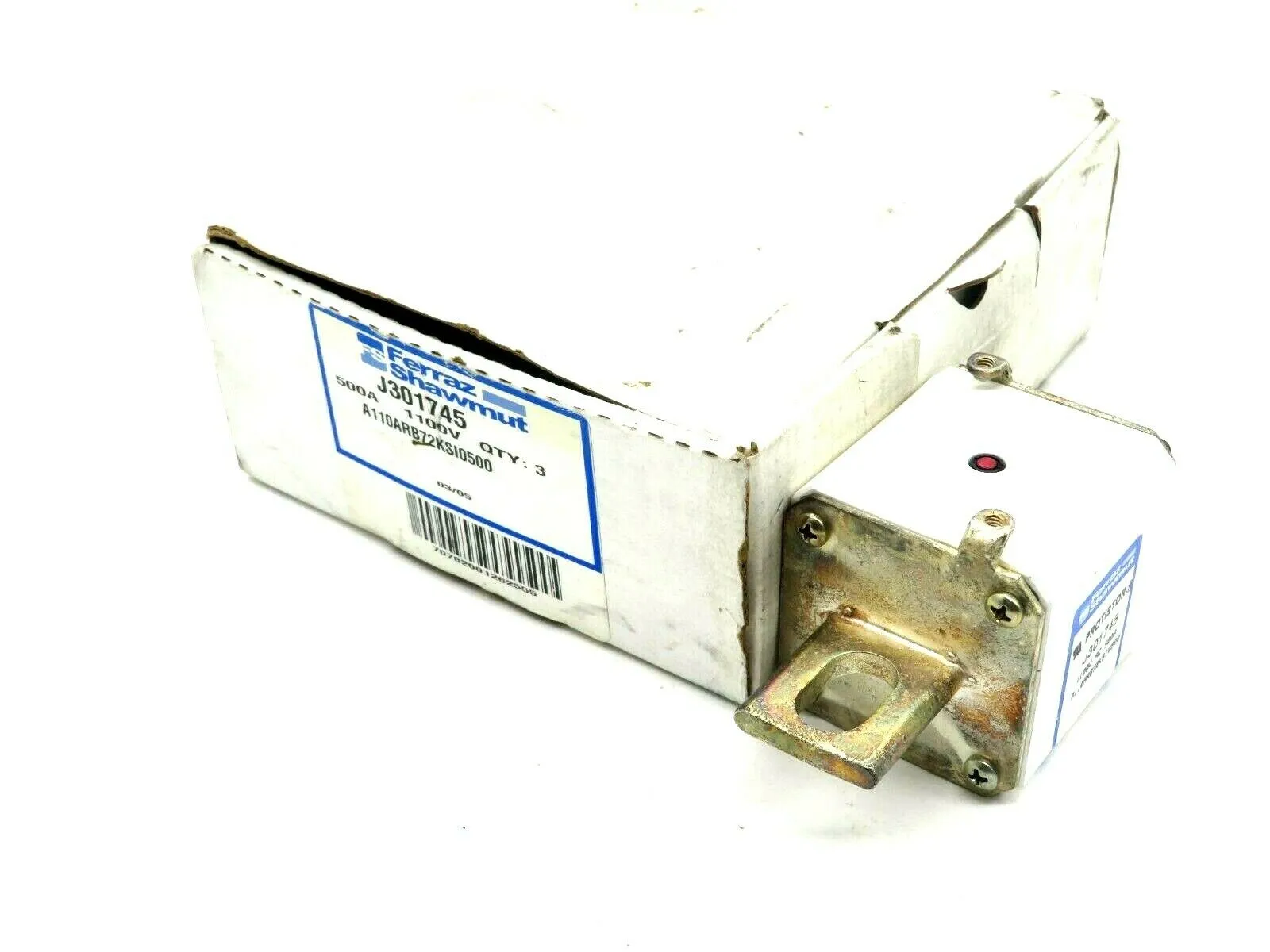 NEW LOT OF 3 FERRAZ SHAWMUT J301745 FUSE 500A 1100V