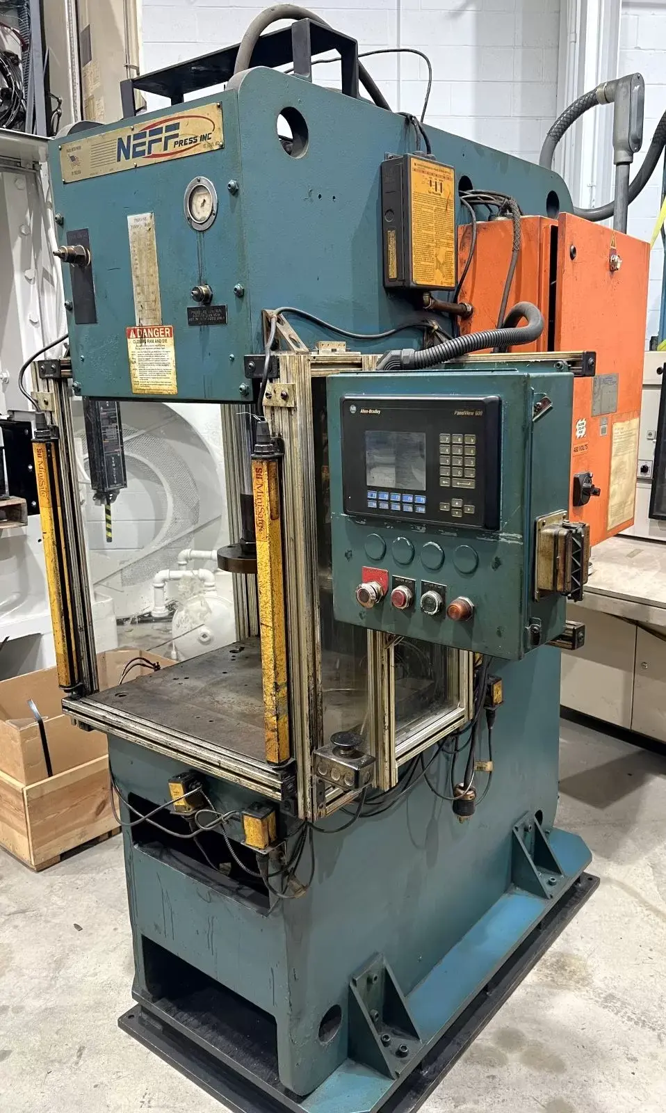 USED 2001 NEFF NEFF DF25 PRESS