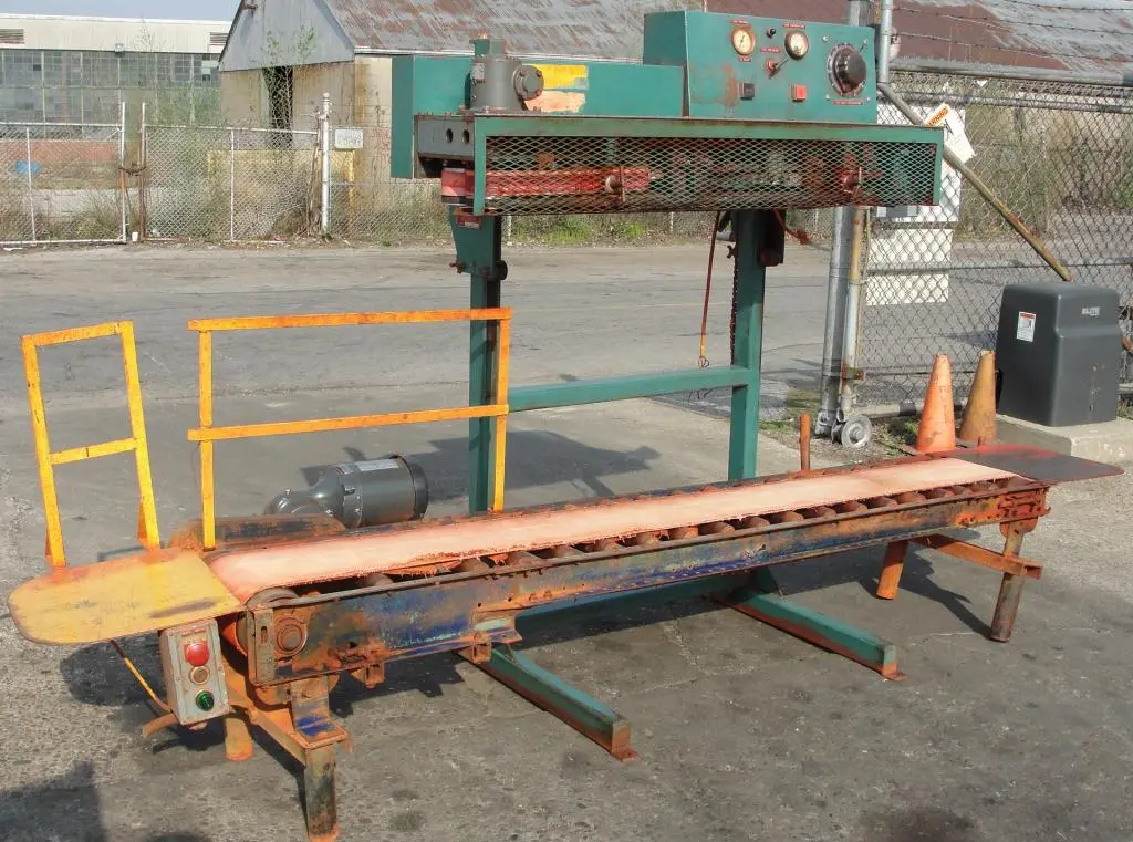 SPC5389  Sealer Westvaco band type bag sealer for 30 to 80 lb bags
