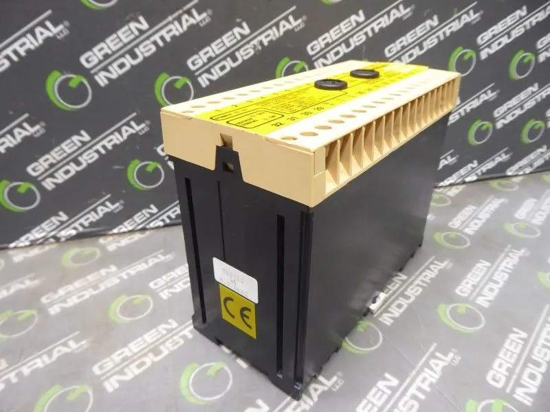 Guardscan SRUA Safety Relay 24 VDC 110/230 VAC 50/60 Hz 10mS Used