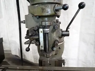 Used 1981 YEONG CHIN MACHINERY YCM Vertical Mills Ohio US | HGR 24 #1020201