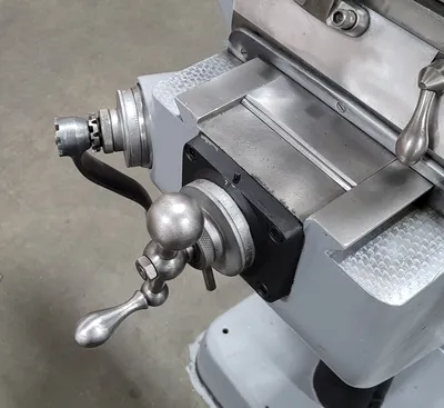 BRIDGEPORT Series 1 2 HP Mills, Vertical | Machinery Central (13)