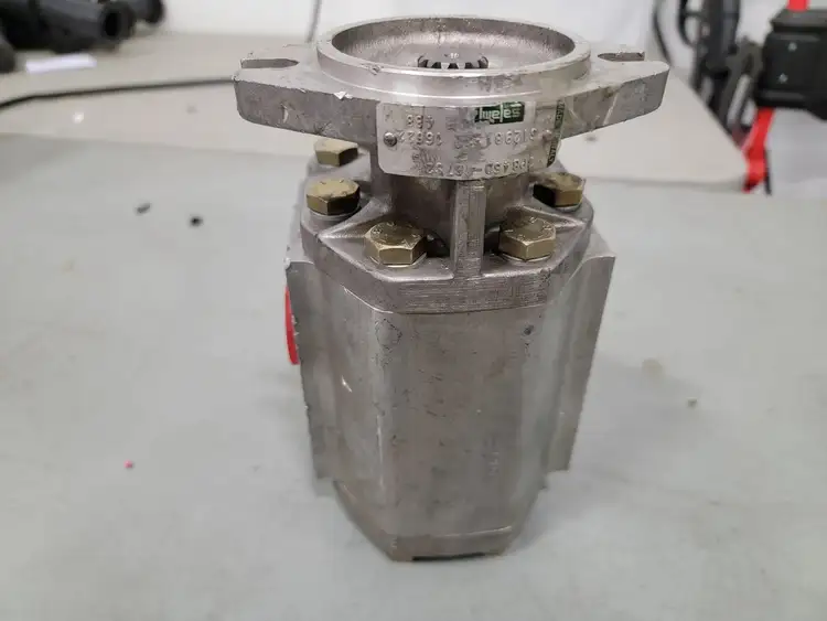 Used 2001 SALAMI 3PB46D-R87S2 Parts (Hydraulics and Pneumatics) British Columbia CA | Lenmark #265044