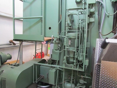 USED 1975 GRAY 48