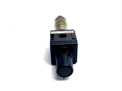 0821300300 | Bosch Rexroth  Pneumatic Filter Pressure Regulator G 1/4 - Used