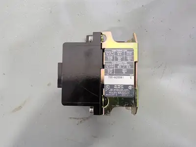 Used ALLEN-BRADLEY 700-N200A1 Misc Electrical & Power Parts British Columbia CA | Lenmark #247008