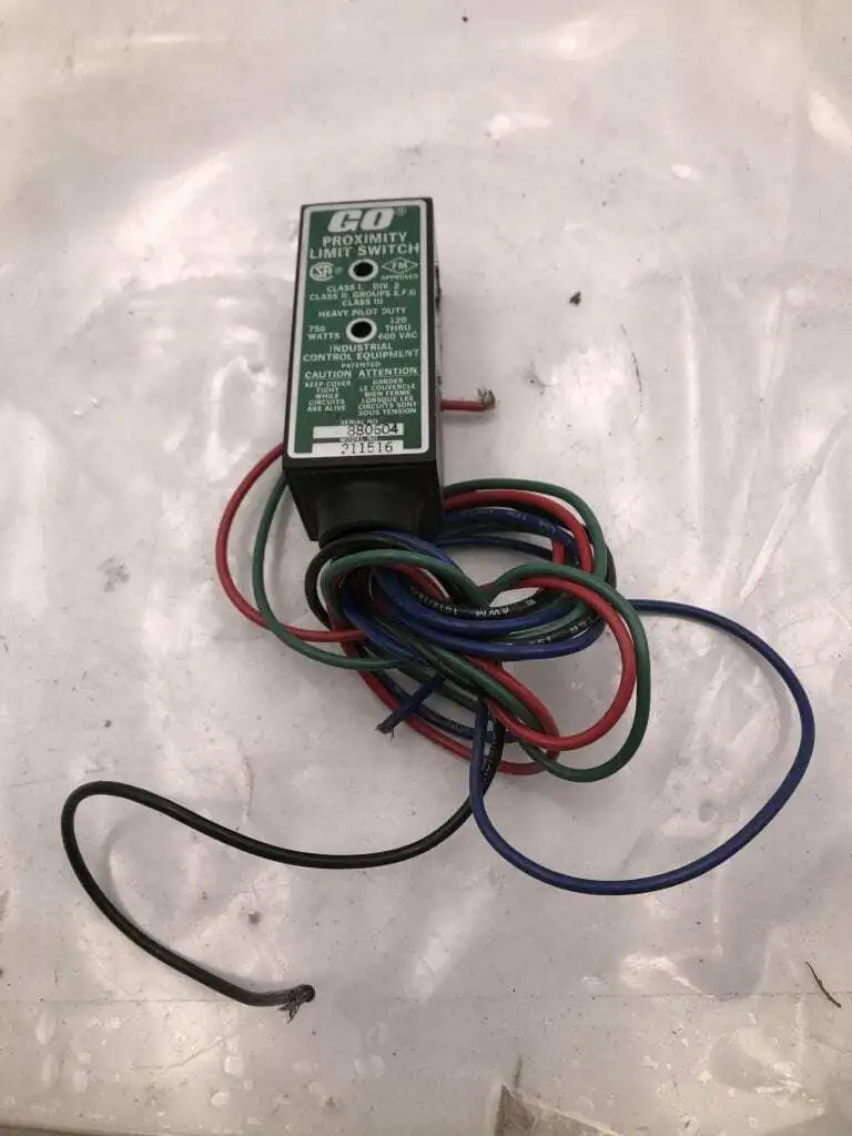 GO 211516 Proximity Limit Switch 750W 120-600VAC -NIB