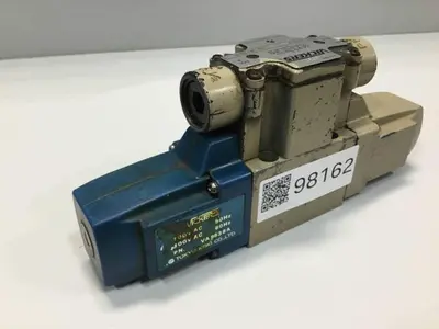 USED VICKERS DG4V30CPLT10JAS310