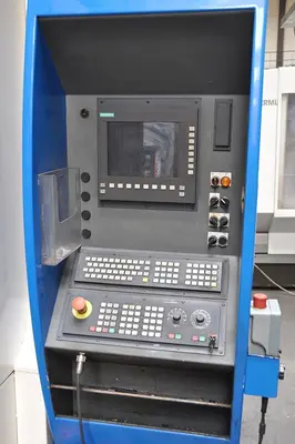 USED HURON KX 20 X: 1200 - Y: 1000 - Z: 550 MM CNC