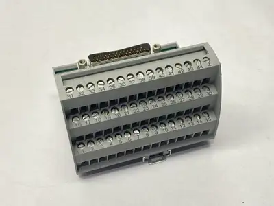 USED PHOENIX CONTACT TERMINAL BOARD MODULE 2322388