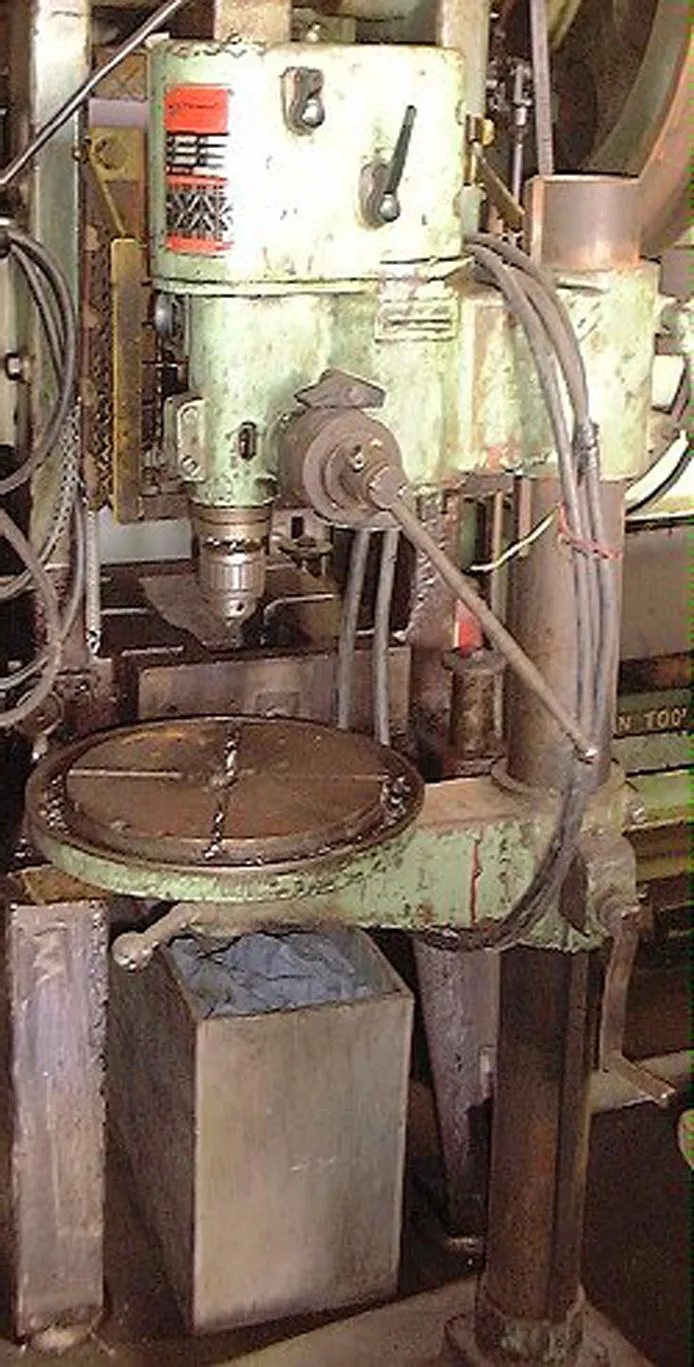 Used Strands CS30 / 2L Gear Head Drills Quebec CA | Machineco #1256270