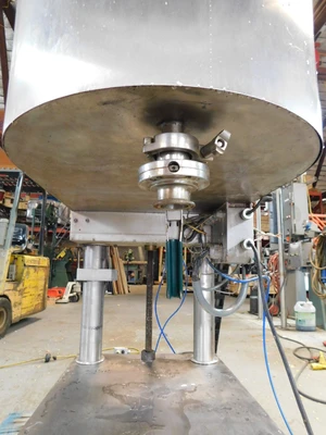 USED VE TRA CO MIXING TANK 15 GALLON