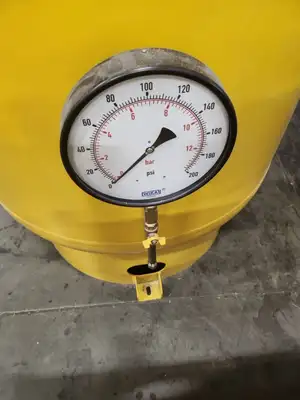 USED 2006 QUINCY QGV-100