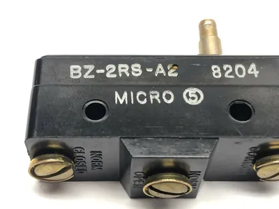 BZ-2RS-A2 | Micro Switch  Plunger Limit Switch 1/8HP-125VAC 1/4HP-250VAC - Used