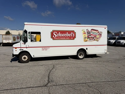 Used 2008 WORKHORSE ROUTE STAR DELIVERY TRUCK Box trucks Ohio US | Miedema Asset Management Group #1709403
