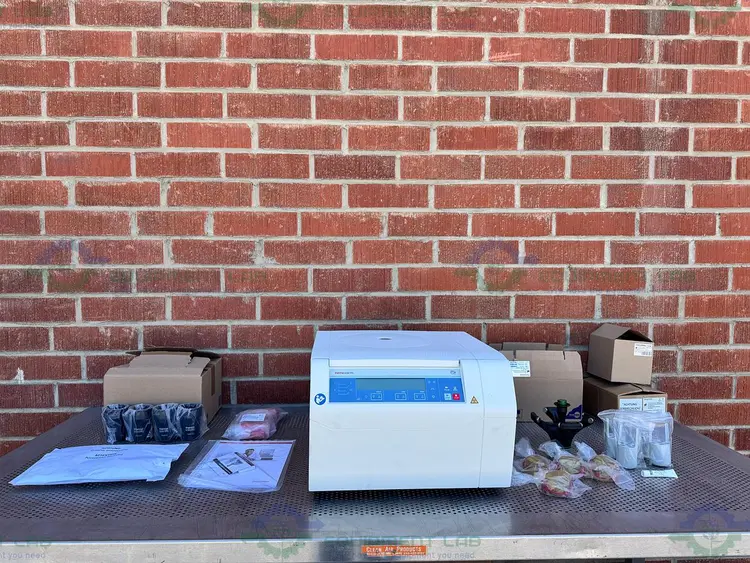 New | in-Stock THERMO FISHER SORVALL ST8R  REFRIGERATED CENTRIFUGE 4,500 RPM WITH ROTOR, MFG 25 Centrifuges California US | Equipment Lab #1250300